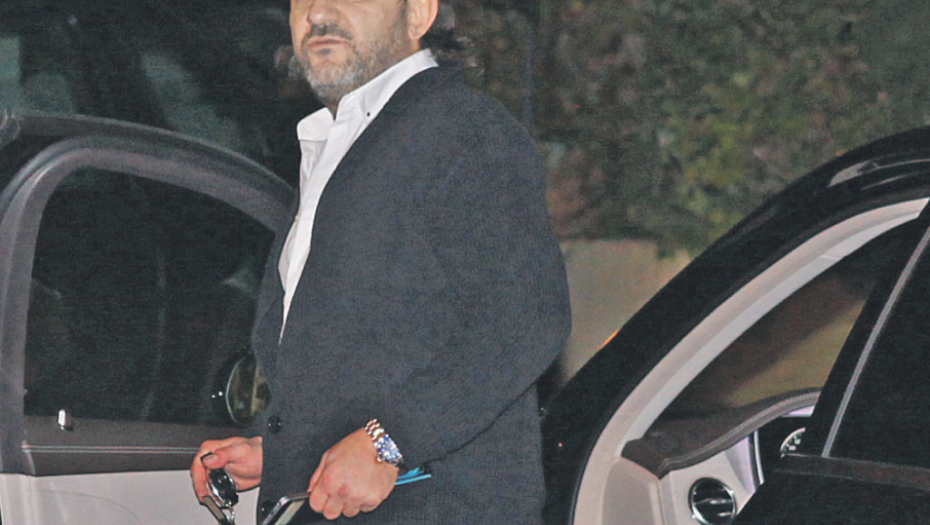 „Al‘ danas mi je težak dan, meni je rođendan“:  Aca Lukas