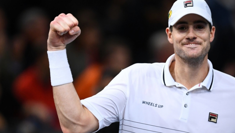 U finalu protiv Marija: Džon Izner