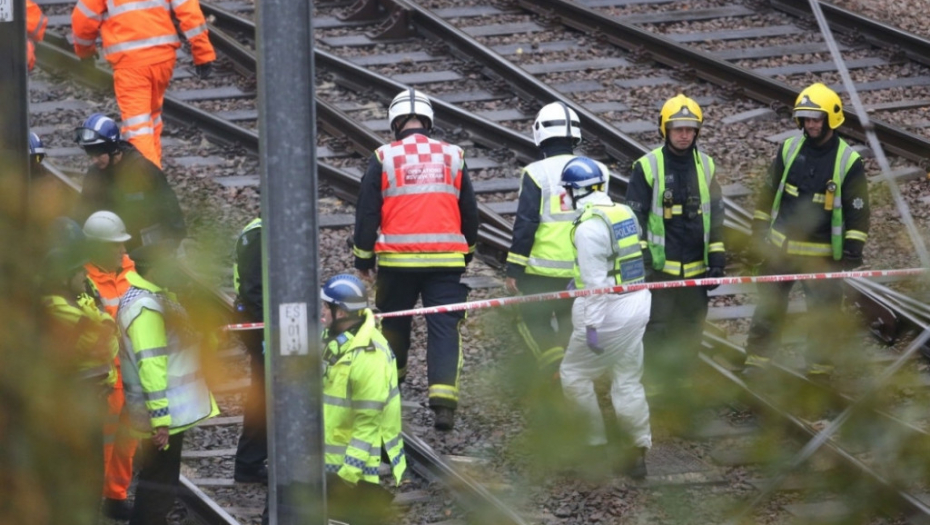 London nesreća šine pruga tramvaj 