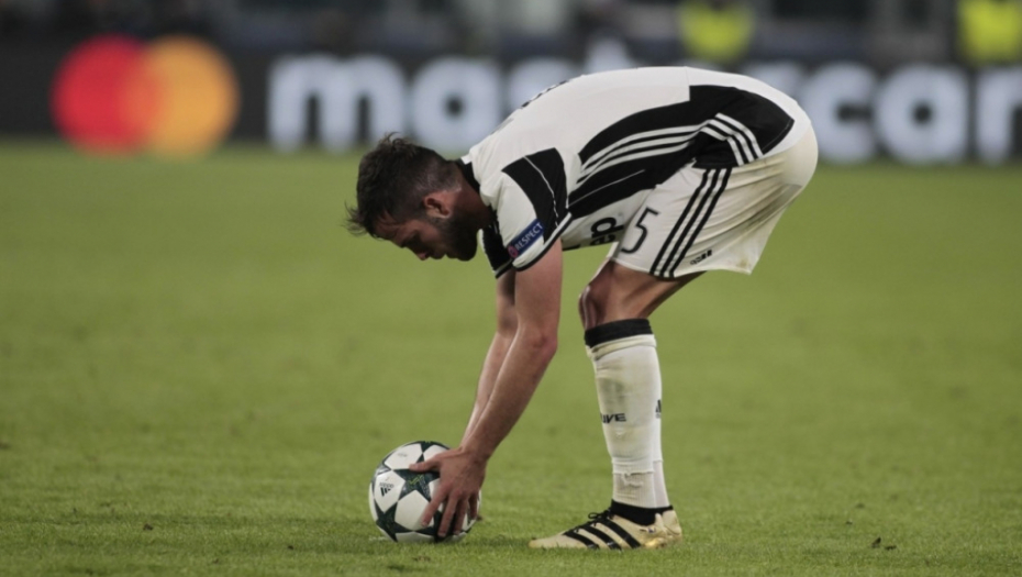 Strepe od njegovih slobodnjaka... Pjanić