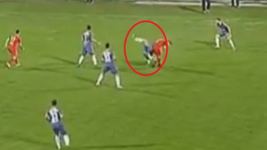 Trenutak kada Luković nezgodno pada