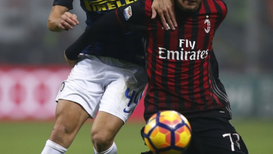 Izvukao Inter... Ivan Perišić (levo)