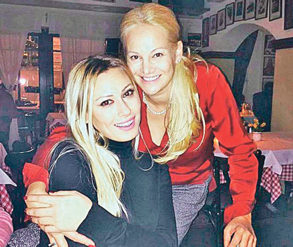 Kume:  Ilda &Scaron;aulić i Dajana Jak&scaron;ić