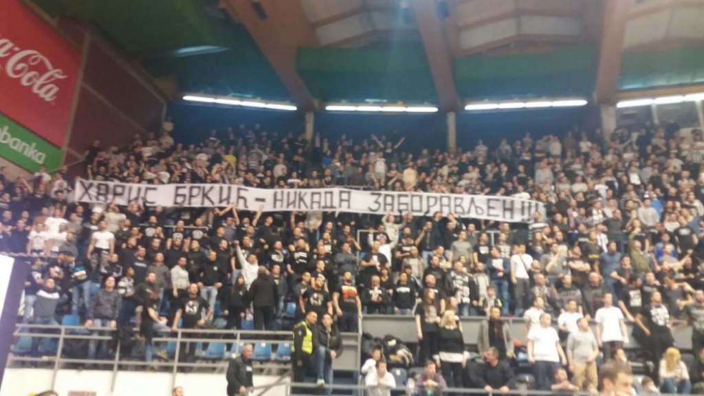 Grobari odali počast Harisu Brkiću