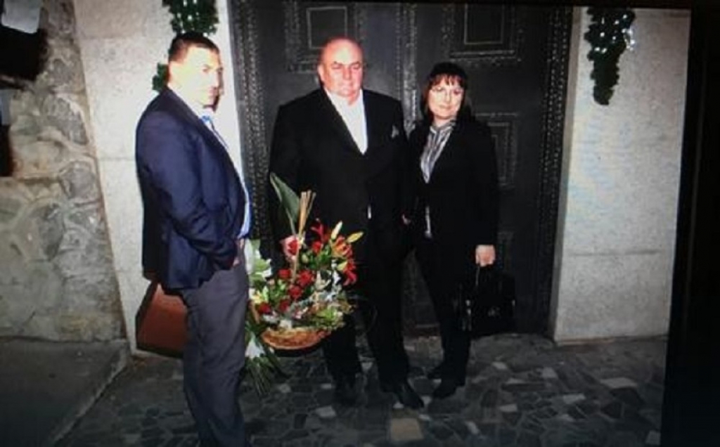 Palma do&scaron;ao u goste kod Cece