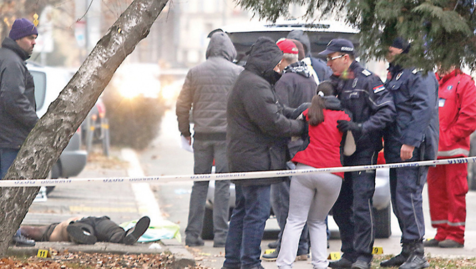 Policija zatekla jeziv prizor ispred kafane