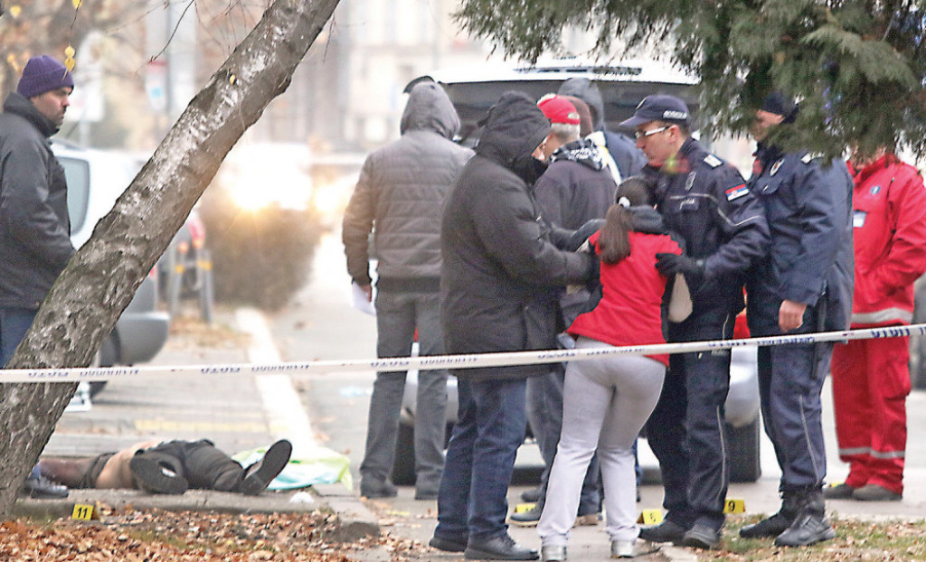 Policija zatekla jeziv prizor ispred kafane