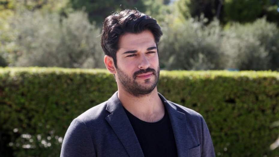 Burak Ozdživit, Bali beg