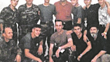 Ramuš Haradinaj sa borcima OVK