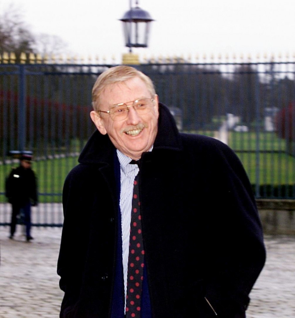 Vilijem Voker na pregovorima u Rambujeu 1999.