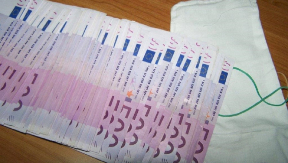 Zaplenjeni evri na Gradini