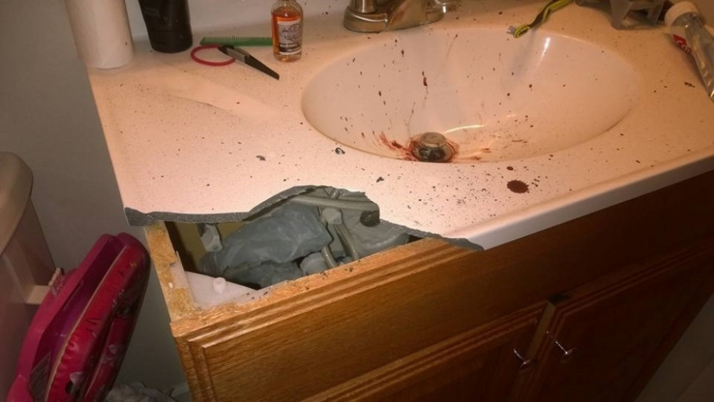 Eksplodirala elektronska cigareta