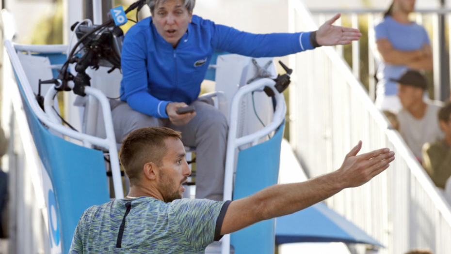 Viktor Troicki se objašnjava sa Marijom Čičak