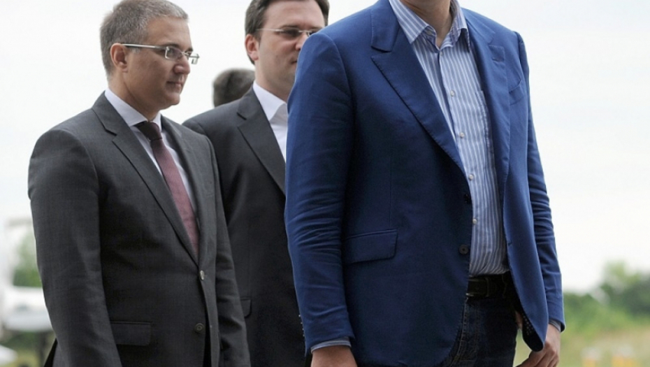 Mnogi ministri stoje u redu da sednu u fotelju premijera