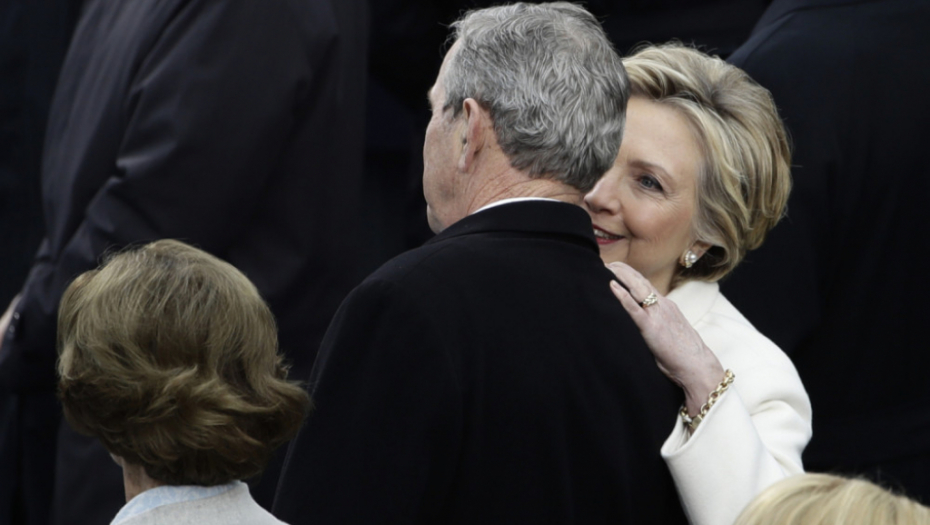 Hilari Klinton, Džordž Buš sa suprugom Laurom
