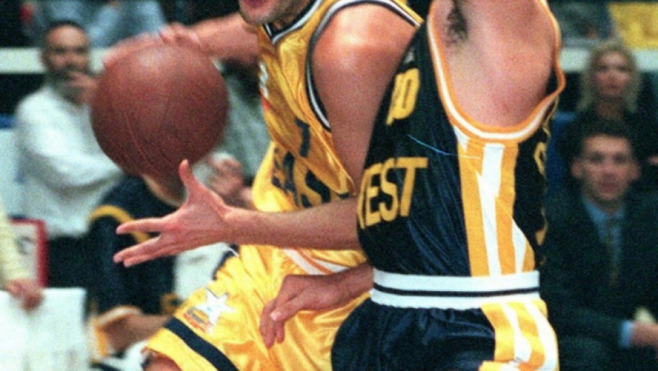 Naumoski (levo) u duelu sa Saletom Đorđevićem