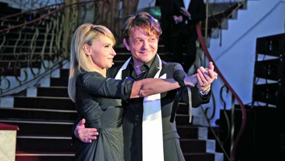 Anica i Bjela na svetosavskom balu