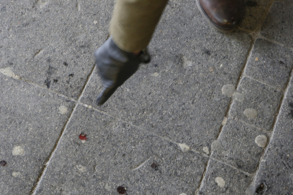 Krvavi tragovi na mestu zločina