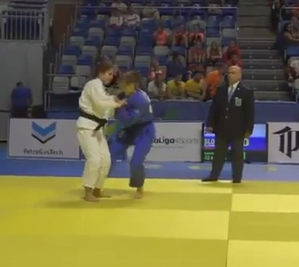 Nadežda Petrović (levo) u jednoj od borbi