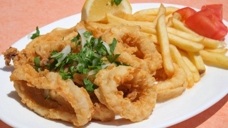 Pečene lignje sa krompirom