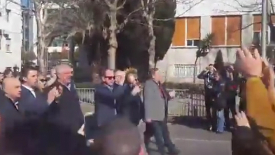 Protest ispred Skupštine Crne Gore