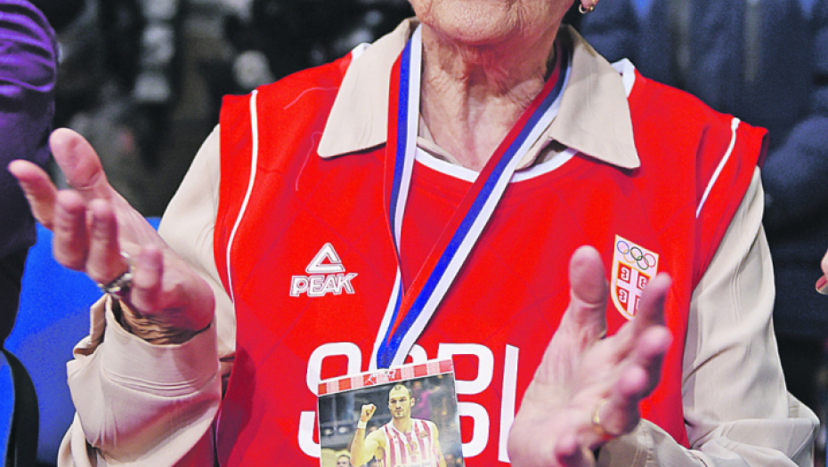 Sevdalinka, baka Marka Simonovića