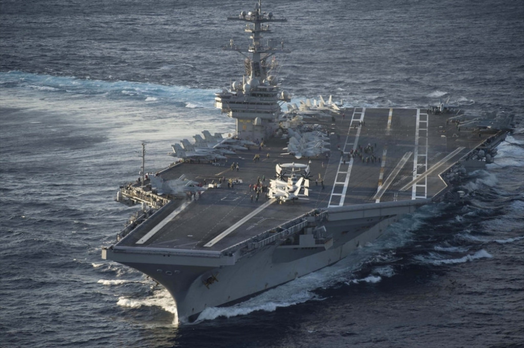 Američki nosač aviona USS Džordž H. V. Buš