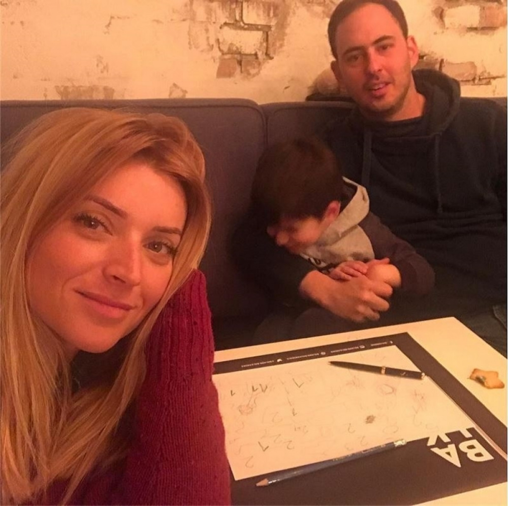 Anđelka Prpić sa suprugom Darijom i sinom Jakšom