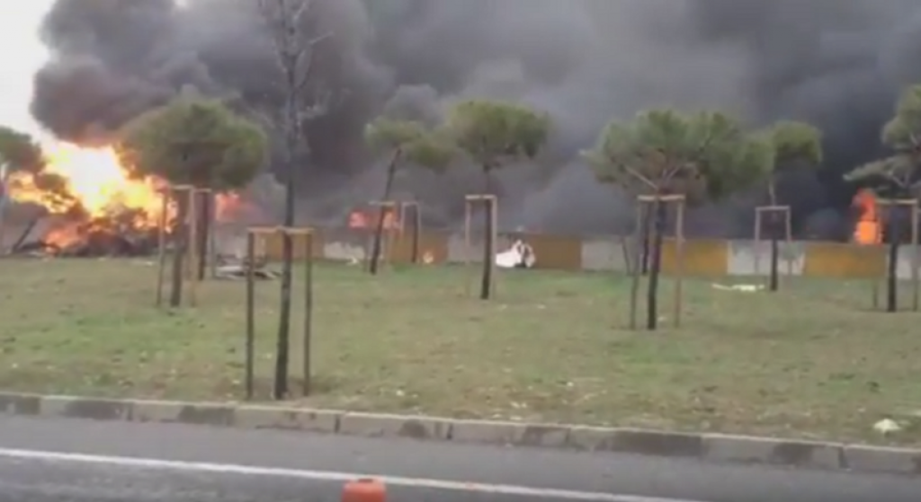 Helikopter pao, pa eksplodirao