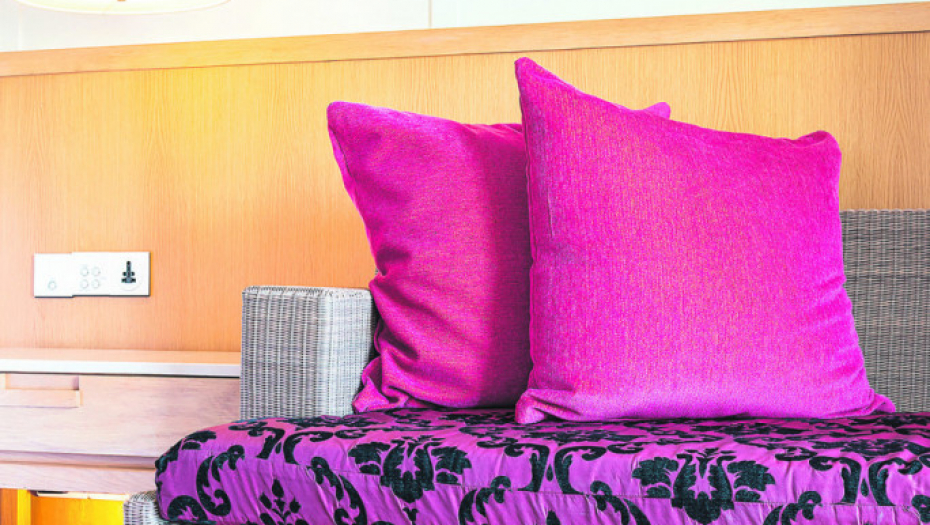 Nameštaj posteljina enterijer