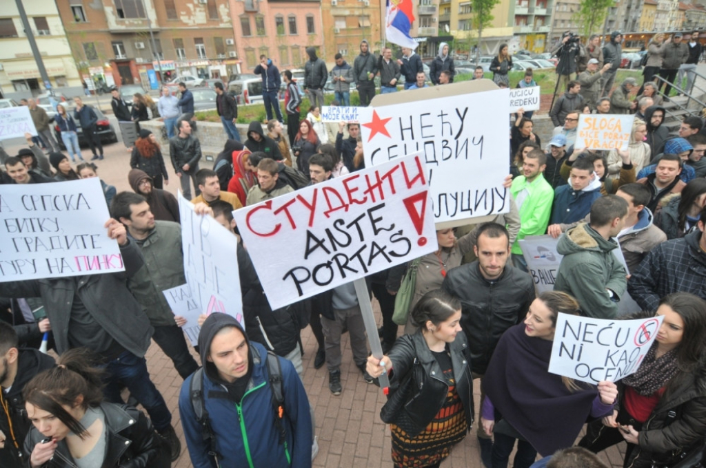 Protest protiv diktature u Novom Sadu, četvrti dan