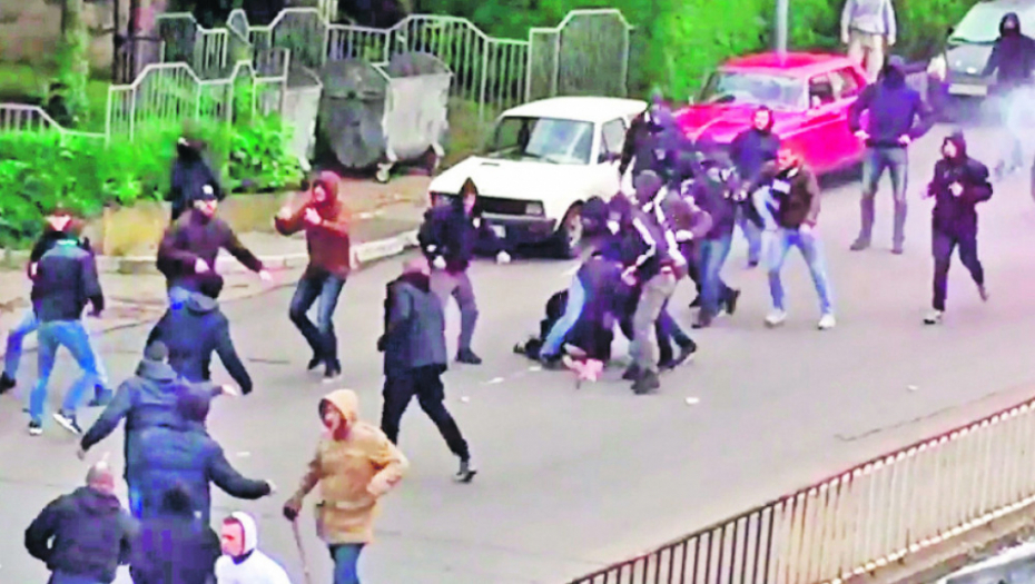 “Delije“ su u napadu na „grobare“ nosili fantomke  