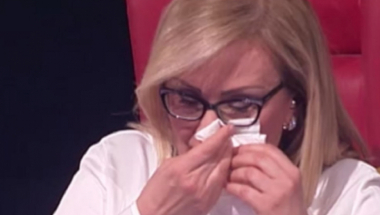 Leontina u suzama posle Tatjaninog nastupa