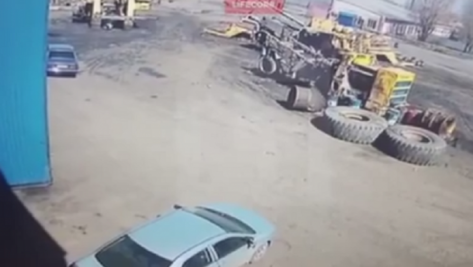 Od tojote ostali samo dugmići