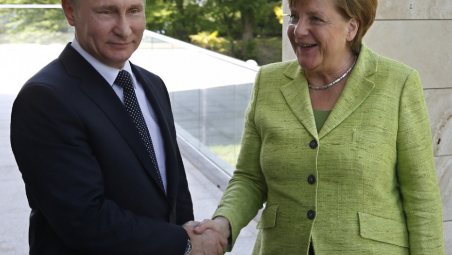 Vladimir Putin i Angela Merkel