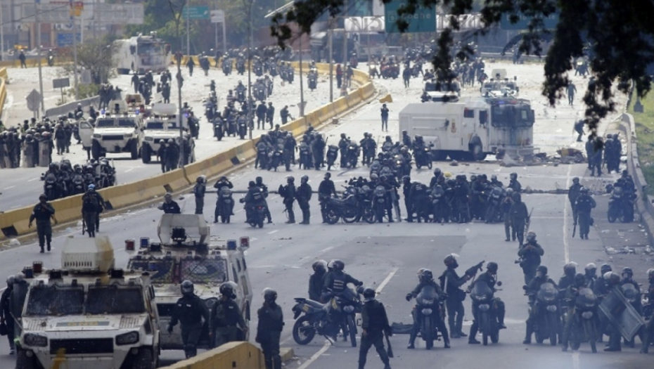Karakas je pretvoren u bojno polje