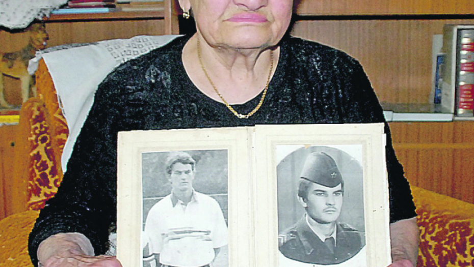 Živi sa nadom da još jednom vidi sina Ivana