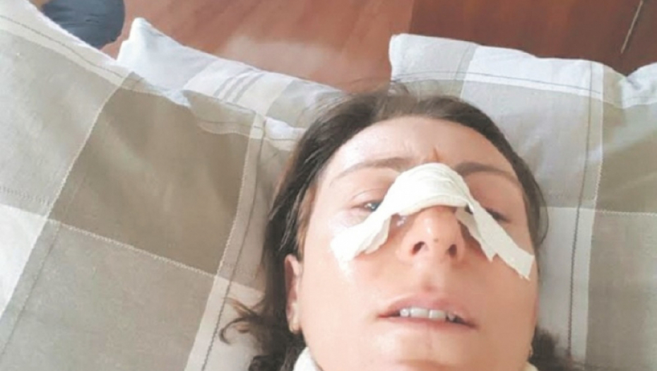 Mirjanu Đ- je preni nastavnik srpskog jezika u Mladenovcu