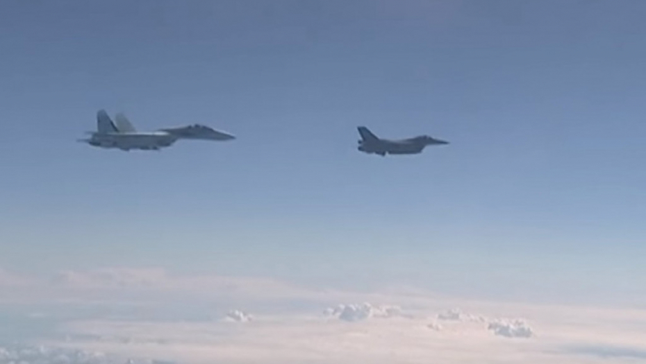 Ruski avion oterao NATO lovca