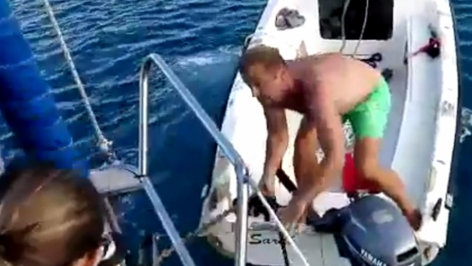 Nasilno pokušao da naplati sidrenje