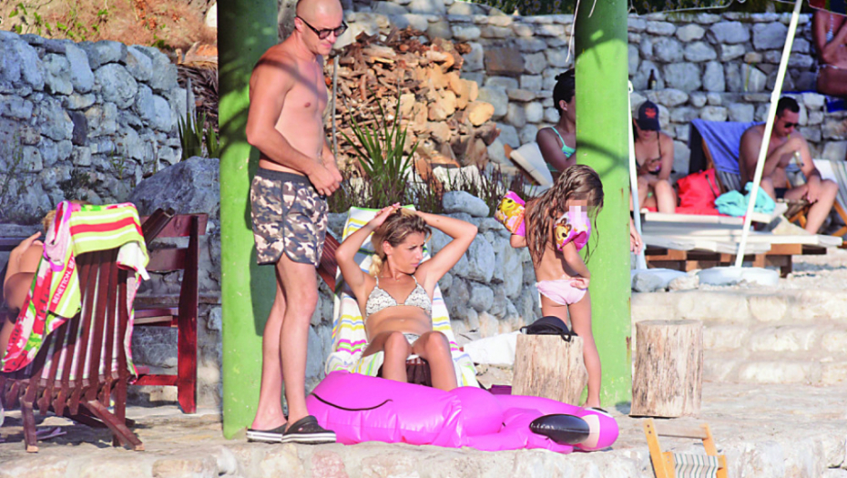 Sale Tropiko na moru