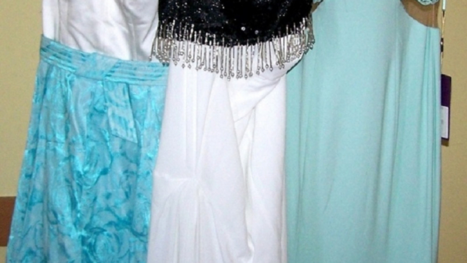 Zaplenjene svečane haljine