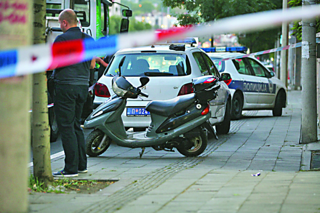 SKUTER S KOGA JE DEMONTIRANA BOMBA