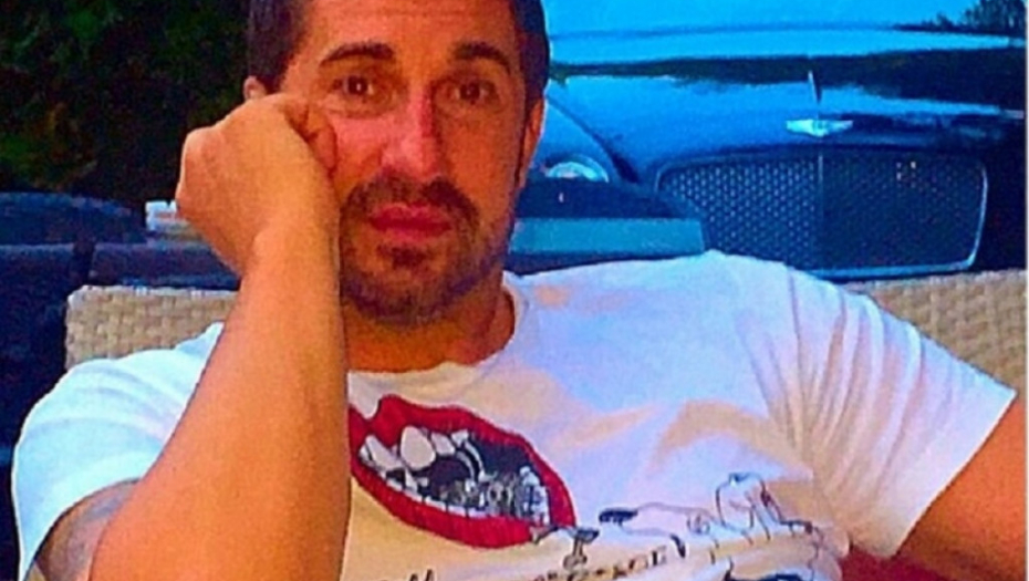 Ivica Dragutinović, a u pozadini Bentli