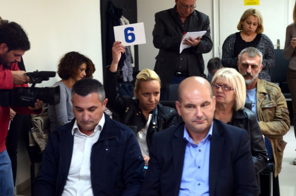 svi hteli Palminu fotelju