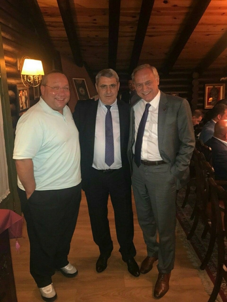 Vokri sa Vuletićem i Vučelićem na sinoćnjoj večeri