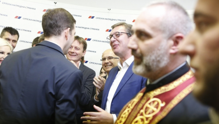 Aleksandar Vučić slava SNS