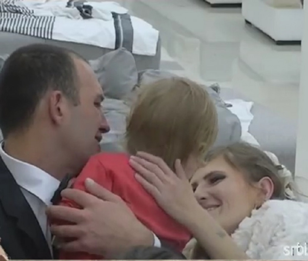 Marko i Divna ugledali ćerku posle dva meseca