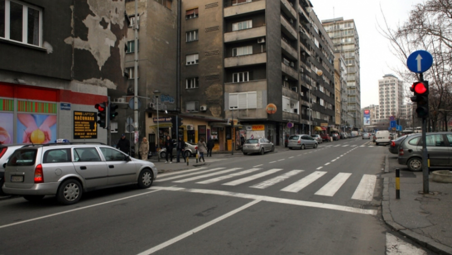 Pešački prelaz pešaci pešak