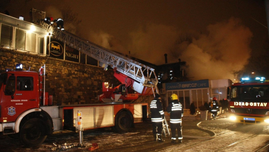 Vatrogasci požar vatra